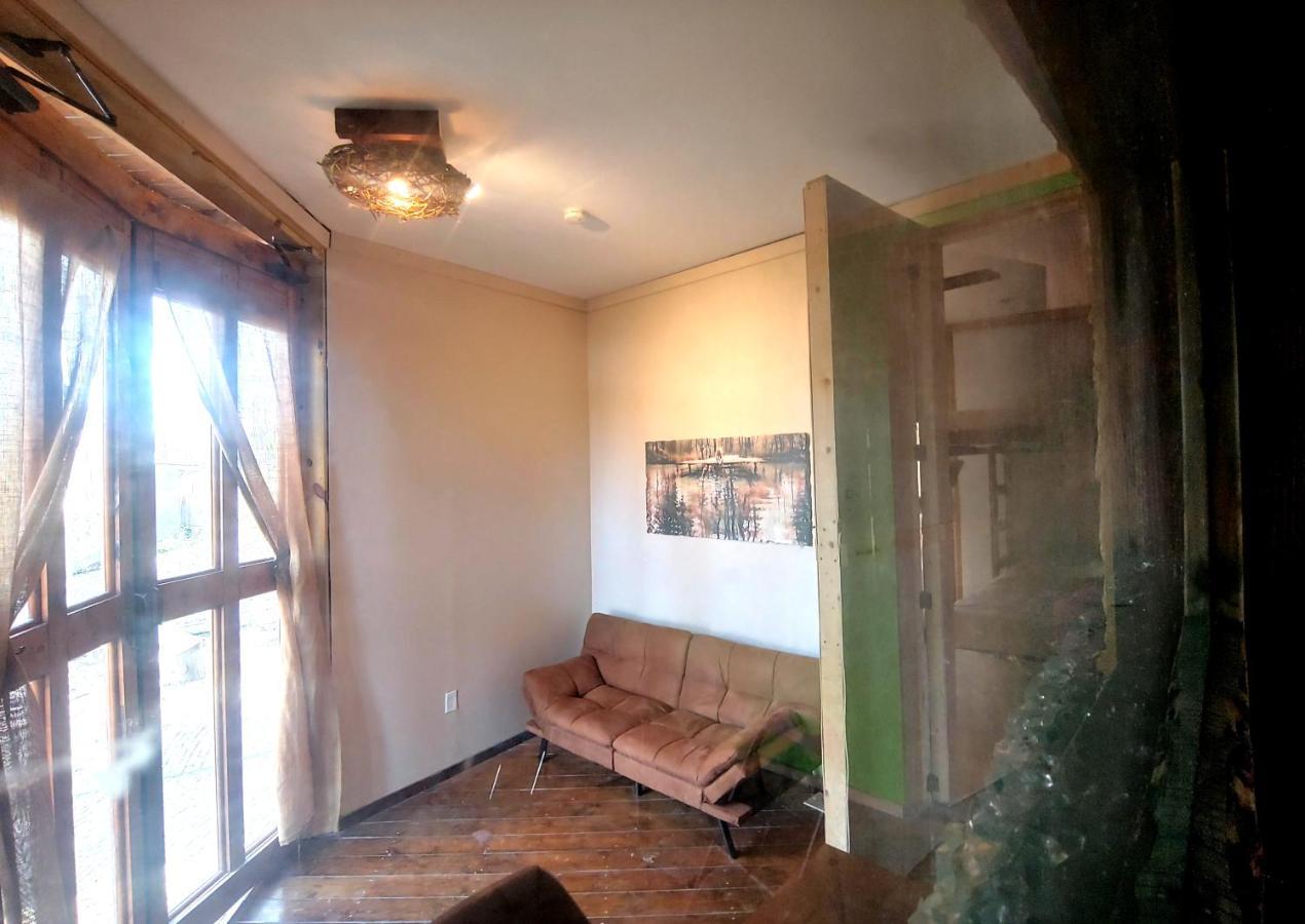 Lost River Hostel فرنتش ليك المظهر الخارجي الصورة