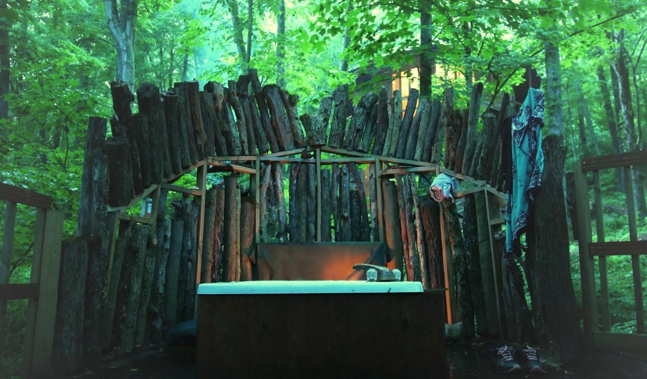 Lost River Hostel فرنتش ليك المظهر الخارجي الصورة